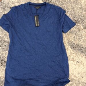 Men’s blue banana republic brand new V-neck never work